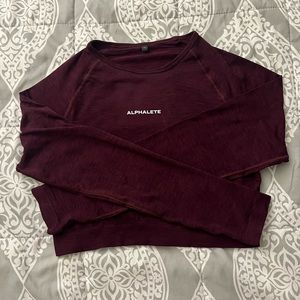 Alphalete Amplify Crop Top